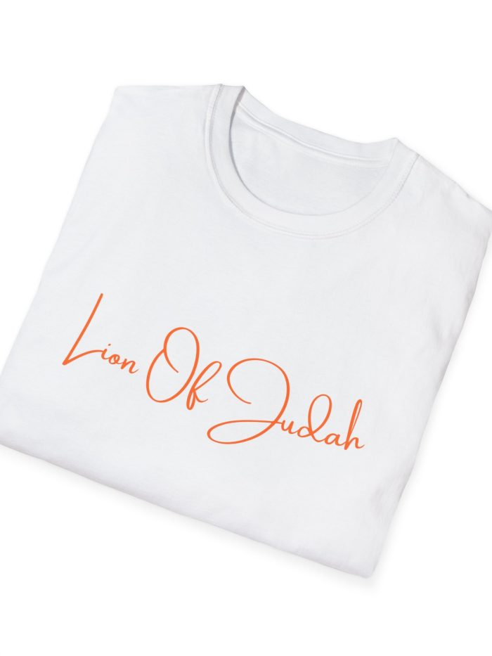 WHITE SHORT SLEEVE LION OF JUDAH